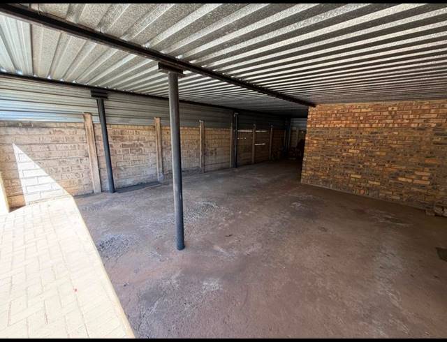 4 BEDROOM HOUSE FOR SALE IN DENNESIG